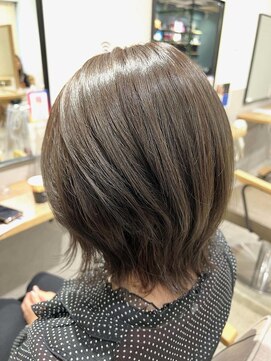 ラピスタ 池袋(Lapista) 韓国ヘアレイヤーカットダブルハイライトカラー【Lapista池袋】