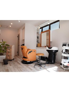 表参道外苑前NYでの経験を積んだ実力派スタイリストのマンツーマンサロン◇年齢ごとのお悩みに寄り添います