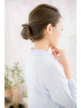 ミック 日暮里店(miq) オフィスでもOK！美人顔抜け感ノットヘアa1