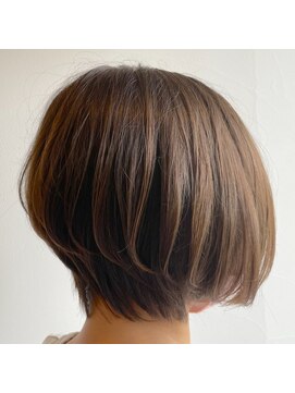 アライアオーロ(Alaiaolo) 大人素敵ボブ