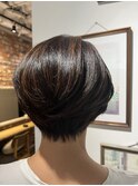 ショートヘアハイライト