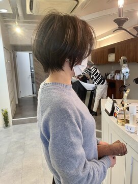 エミヲ 石川町(emiwo) emiwo小川『大人美人ショート』絶壁改善で後ろ姿も綺麗に♪