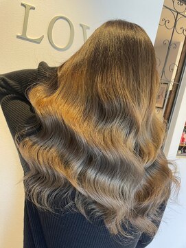 エルバイラビス 大宮(elu by lovis) モード/大人ガーリー/前髪パーマ/韓国/大宮/似合わせカット