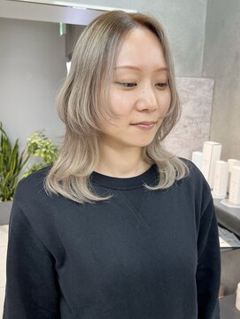 ユーフォリア 池袋東口駅前店(Euphoria) ウルフカット ミディアムレイヤー ミディアムウルフ