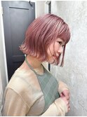 ピンクベージュ美髪外ハネボブイメチェンホワイトブロンド