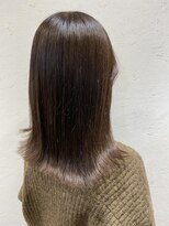 ログズヘア(Logs hair)&nbsp;うるつや質感の大人ミディアム