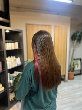 アリカ(arika) 明るめベージュにピンクインナーカラー