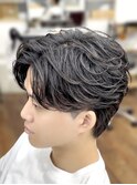 メンズフェザーパーマ　センターパートフェザーショート