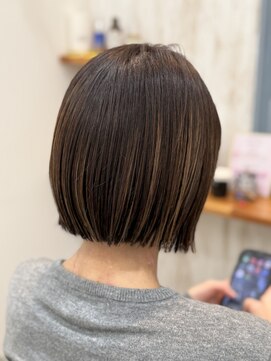 ルヴェール 茜部店(LeVert) ミニマムボブ