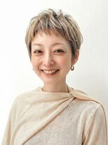 シオミエイチ タイムレス 垂水(shiomi H timeless)&nbsp;【大人の軽やかベリショ】ベージュ×シャギー質感