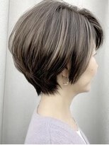 ルーファス 下北沢(Ruufus) 【40代50代60代】丸みショートボブ/前髪あり/白髪ぼかし