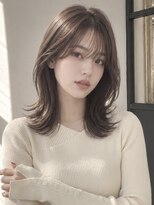 ユーフォリア 青山(Euphoria) ミディアムウルフレイヤーシースルーバングアッシュブラウン青山