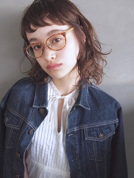 コス(kos) 『nanuk＊UEKI』大人可愛いショートバング＆メガネ