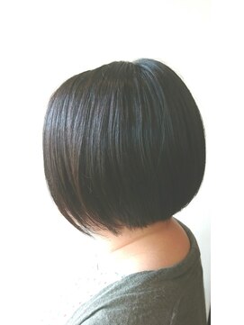 モダンクラフト 新田東店(modern craft) やわらか前下がりショート