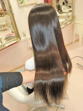 デザインヘアーピアジェ 八木店(DESIGN HAIR PIAGET) 透明感KIRARA王道ツヤ髪！光の当たり方でお色が違って見える