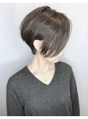 【morio 原宿】耳かけショートボブ　グレージュ　ハイライト