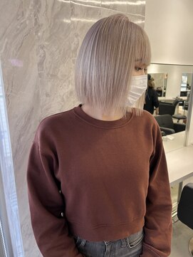 エイト 神戸三宮店(EIGHT) Whitecolor#辻龍樹