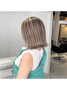 アフター(after) 外ハネボブ×バレイヤージュ