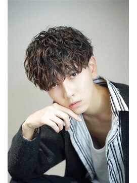 ファースト 亀有店(First) ツヤ質感×波パーマ