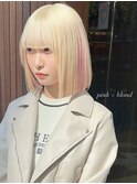 7397グレーベージュハイトーングラデーションインナーカラーボブ
