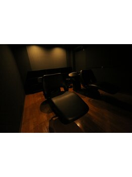 【北野田】スパ専用ルームでの施術で癒しの時間を…。髪のお悩みに合わせたケアで美髪をキープ♪