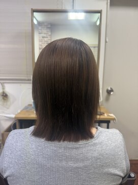 リアナ(RIANA) 髪質改善ストレート/弱酸性高還元で柔らかツヤツヤストレート