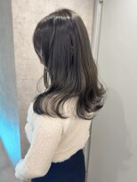 シー(shii..)&nbsp;《shii..》#オリーブグレージュ#透明感カラー