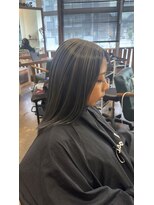 ローグ(Looog)&nbsp;ハイトーンで造るアンブレラカラー