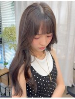レル(lelu) 柔らかいオリーブベージュ／透明感カラー