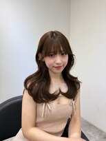 ヴィオットバイサロン(Viot by Salon)&nbsp;前髪ありくびれヘア夏アプリコットオレンジハイライトカラー