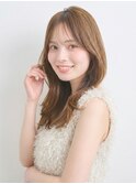 脱白髪染めハイライト×髪質改善で白髪を活かす艶髪ミディアム