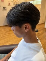 ルッツ(Lutz. hair design) 8/19メンズセンターパート