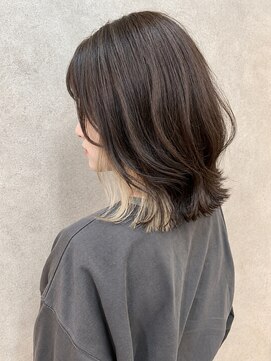エニル 越谷店(enil) ＊インナーカラー×ミディアムレイヤー[ブリーチ/ハッシュ]