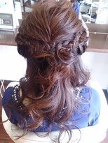 エストレーラ(ｅｓｔｒｅｌｌａ)&nbsp;ナチュラルハーフアップ