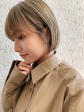 メイクス 表参道(MAKE'S omotesando) ミニボブ ケアブリーチ 透明感カラー ベージュカラー 小顔