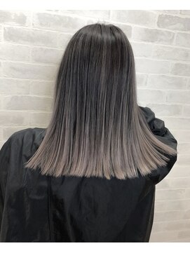アヴァンス 京橋店(AVANCE) ダーク&ホワイトアッシュ!エアータッチでつくるグラデーション