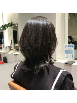 アデプト 北千住店(adept) 【adept北千住　エリスタイル】くびれレイヤー×オリーブグレー