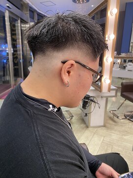 コワファースト 大分(COIFF1RST) フェードカット