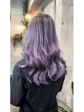 ヴェロニカ バイ ソル(Veronica by SOL) シャドウルーツ