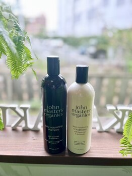 シーズ カマクラ(C's Kamakura)の写真/“John masters organics”を使用！贅沢なスパで頭皮のコリをほぐし、髪の内側から美を引き出します。