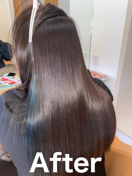 スリーク(SLEEK) SLEEK式髪質改善【縮毛矯正】 アフター内側