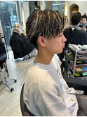 メンズ韓国ヘア　ツイスパ　波巻き ツイストスパイラル