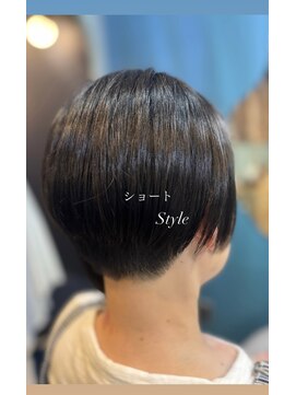 ハチ(.hachi) ショート style