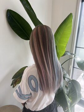 リエンスクレア(RIENS xrea) エフェクトブリーチ×カラフルハイライトエクステ