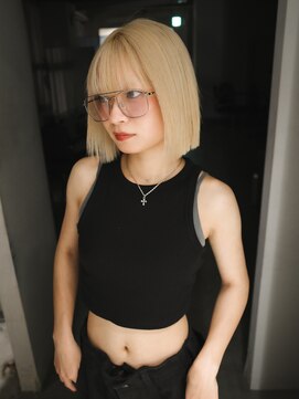 キオクエコ(KIOX eko) ケアブリーチ/デザインカラー/レイヤーカット/ハイトーンカラー