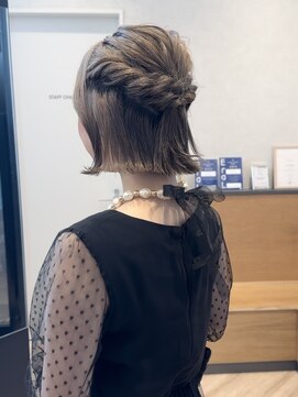 スリーランド(THREELAND) ヘアアレンジ（堀）