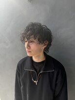 ラ カルモ(LA CALMO) シャドウパーマで無造作感