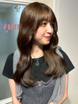 アンニュ(annuy) 顔周りレイヤー 韓国ヘア 20代 アッシュブラウン 透明感カラー