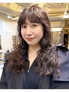 ナループロアポンテ(Nalu pu loa PONTE) レイヤーパーマミディアムパーマロングパーマウェーブパーマ