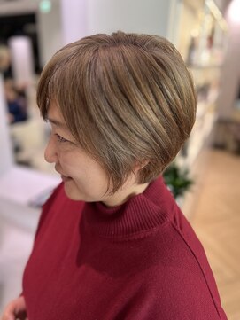 ステア ケース(stair case) 【白髪染め卒業/初来店時】暗染めをやめてグレージュへの道